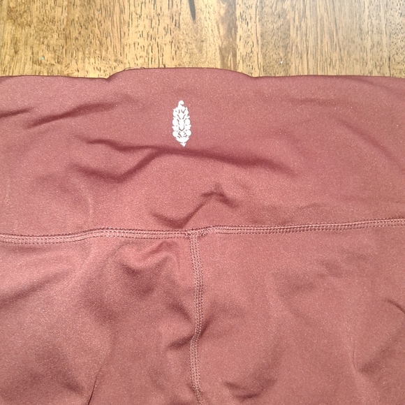 Free People Movement Mauve Leggings Yoga M - Picture 3 of 6